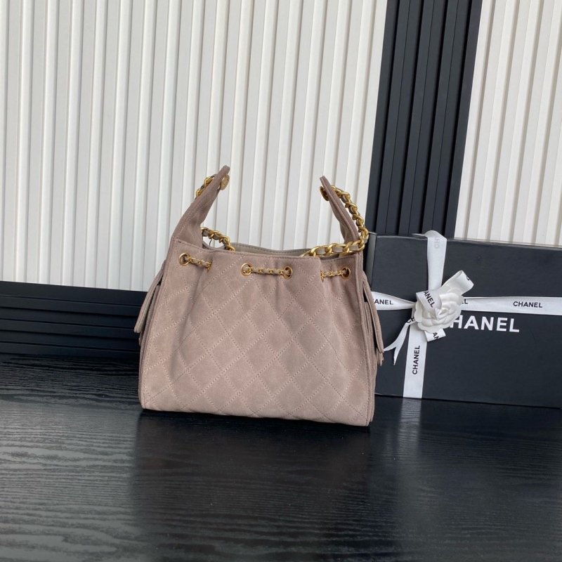 Ch**el bucket bags